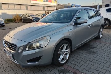 Volvo V60 D6 AWD Plug-in Hybrid Summum